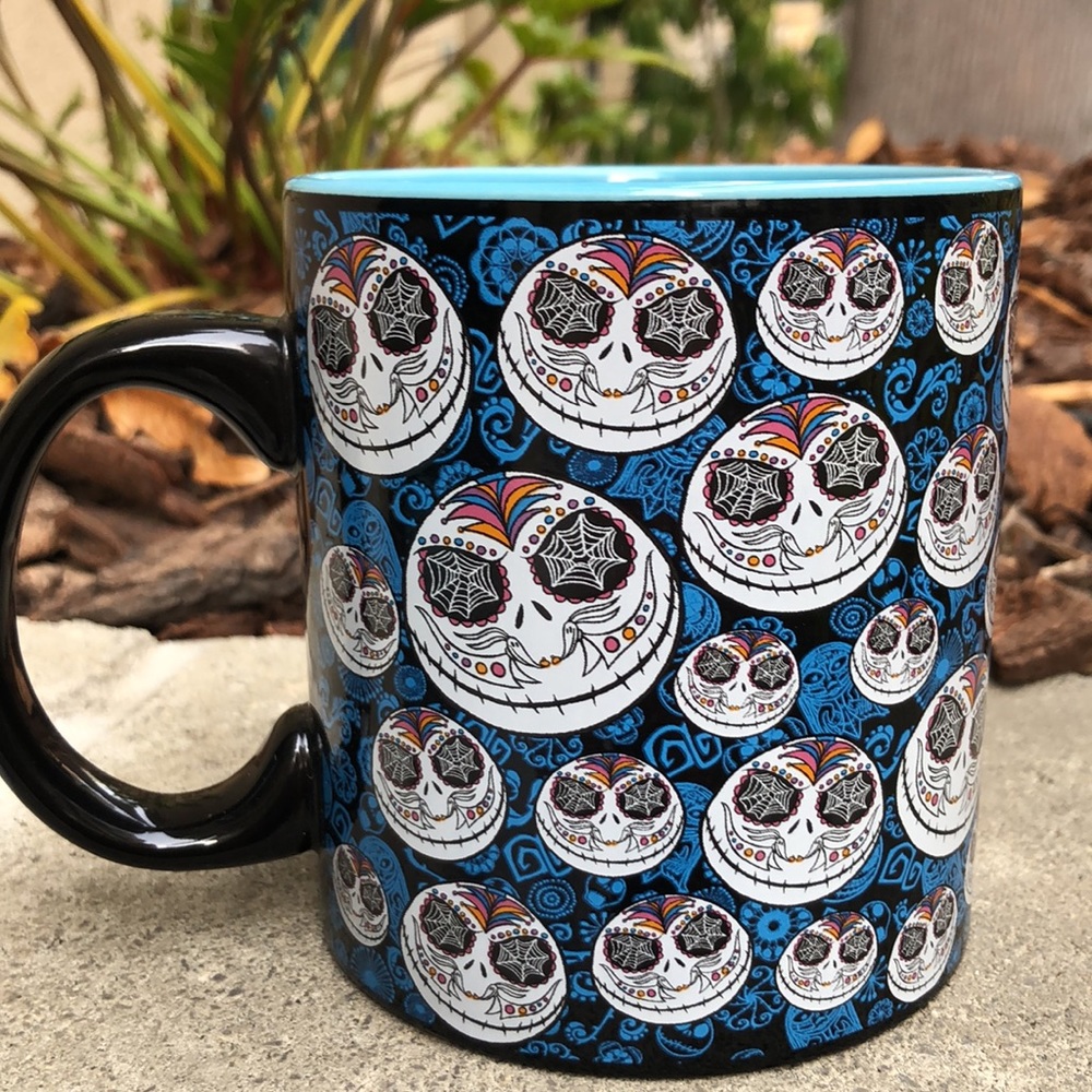 Jack Skellington NIGHTMARE BEFORE CHRISTMAS Mug - Picture 2 of 3